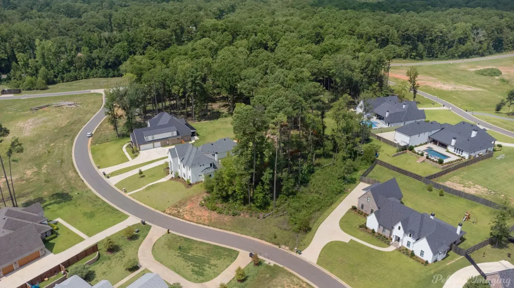 W Pointe Loop Shreveport, LA 71106