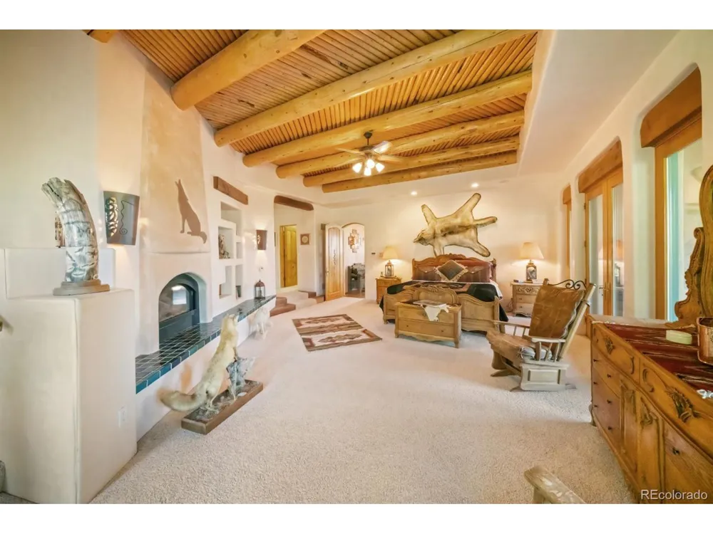 8221 Cuerna Verde Road Rye, CO 81069