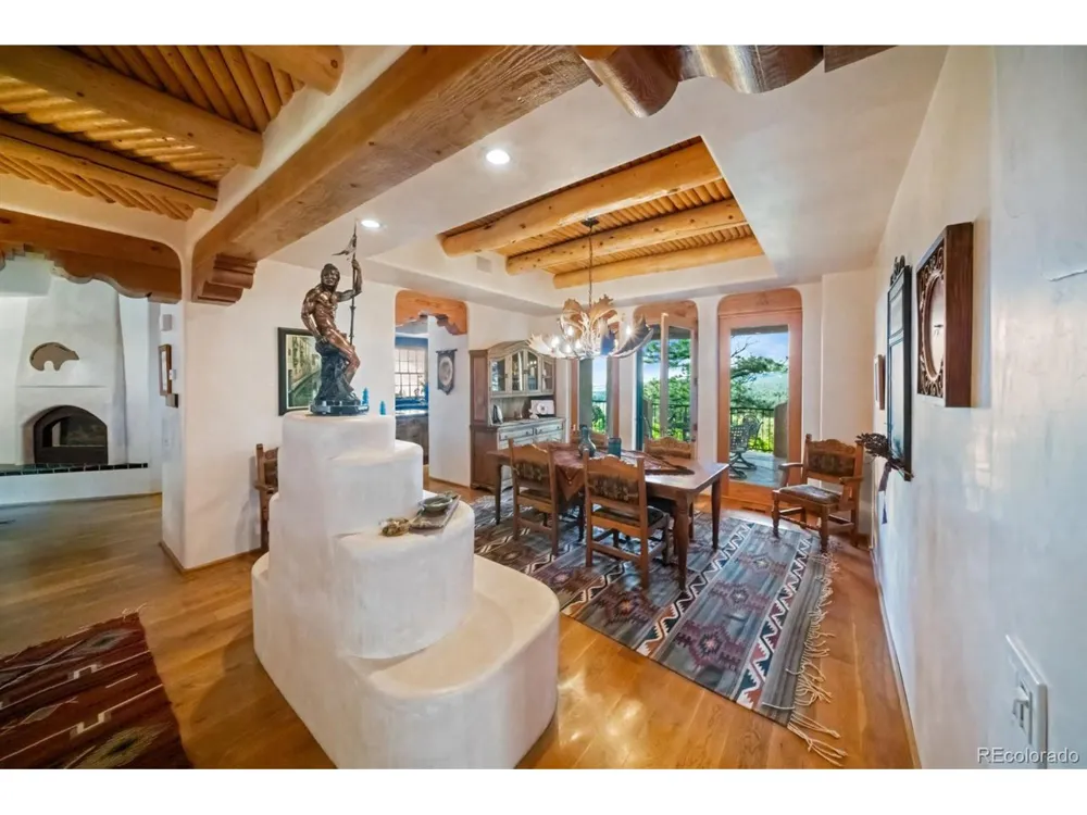 8221 Cuerna Verde Road Rye, CO 81069