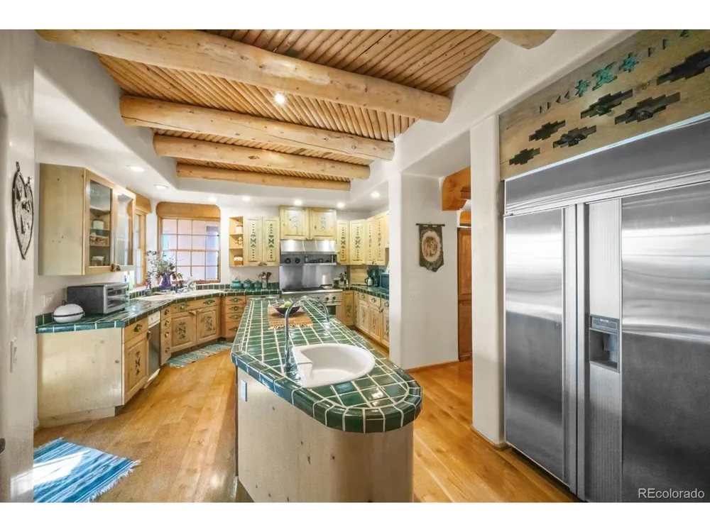 8221 Cuerna Verde Road Rye, CO 81069