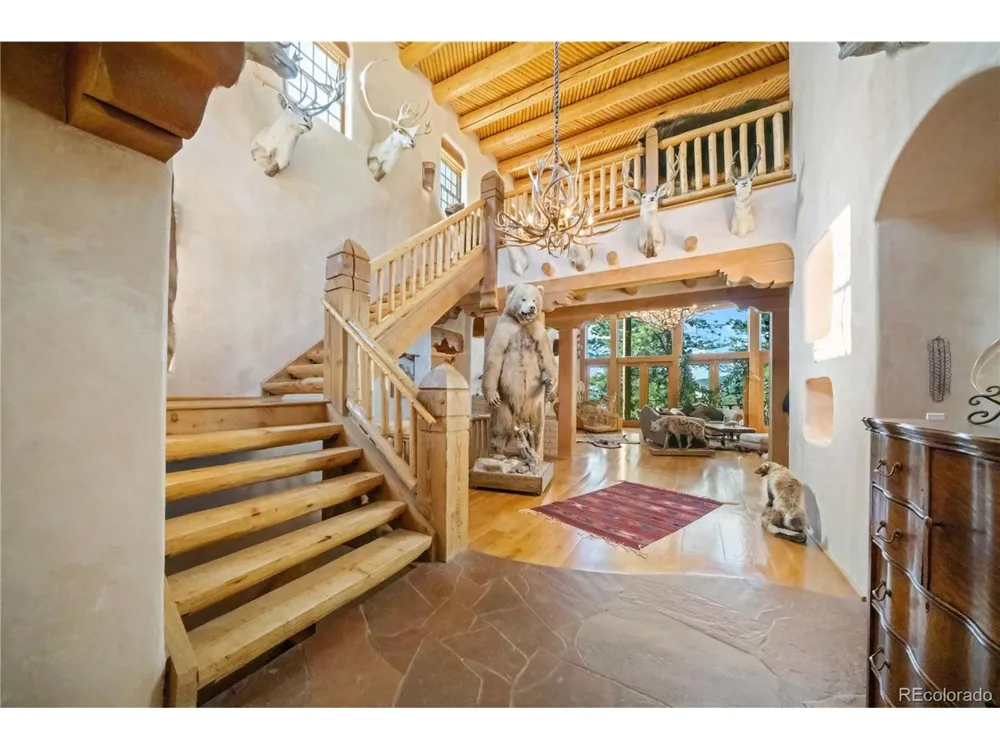8221 Cuerna Verde Road Rye, CO 81069