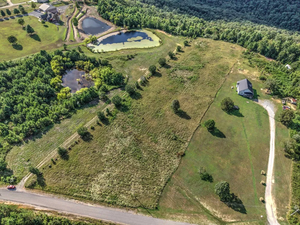 County Rd 818 Bryant, AL 35958