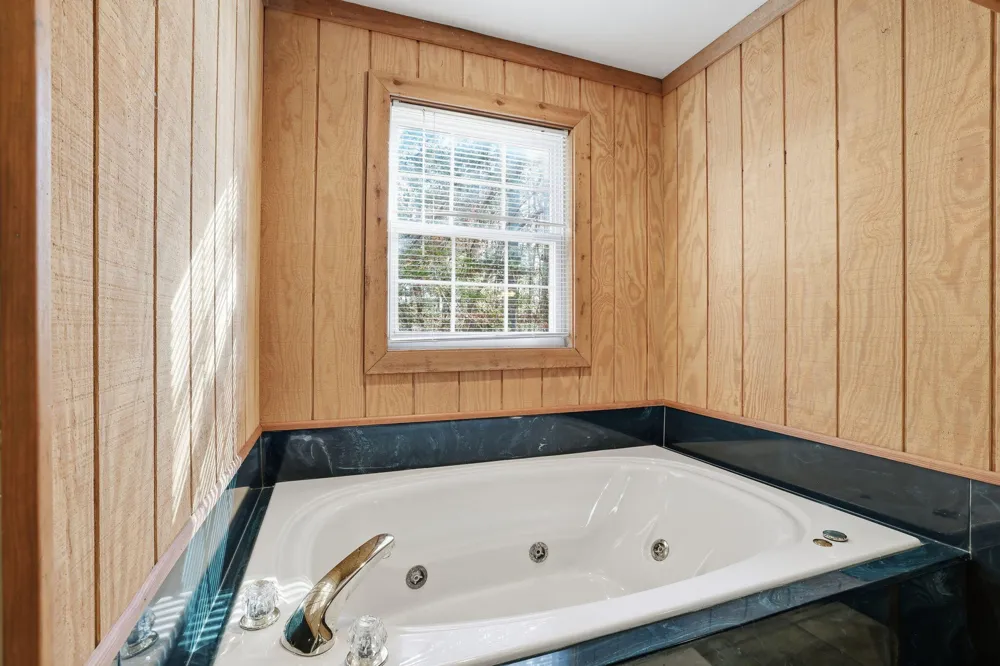 15590 Alabama Highway Rock Spring, GA 30739