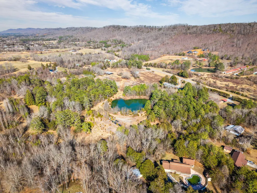 15590 Alabama Highway Rock Spring, GA 30739