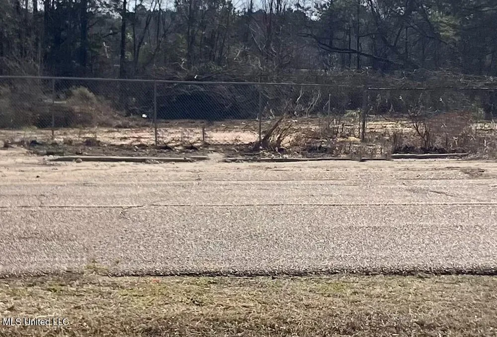 5652 Terry Road Byram, MS 39272