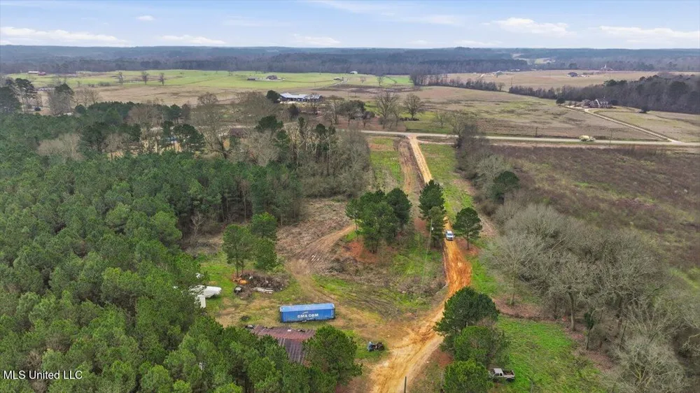 4603 Mississippi 28 Mize, MS 39116
