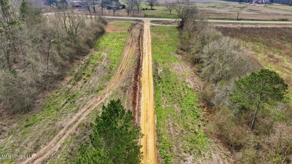 4603 Mississippi 28 Mize, MS 39116