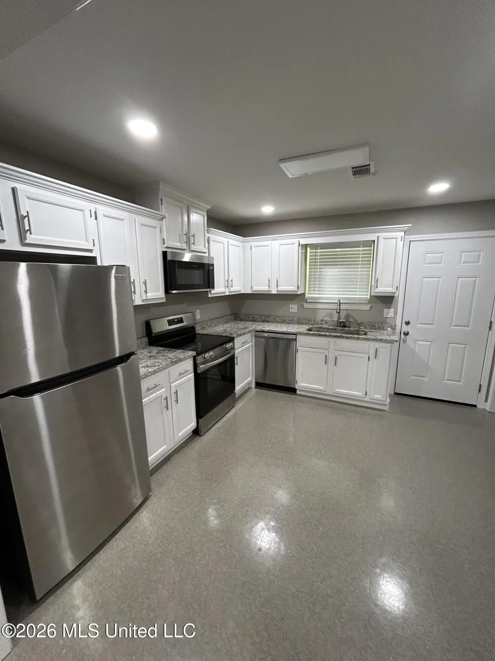 1002 Telly Road Picayune, MS 39466