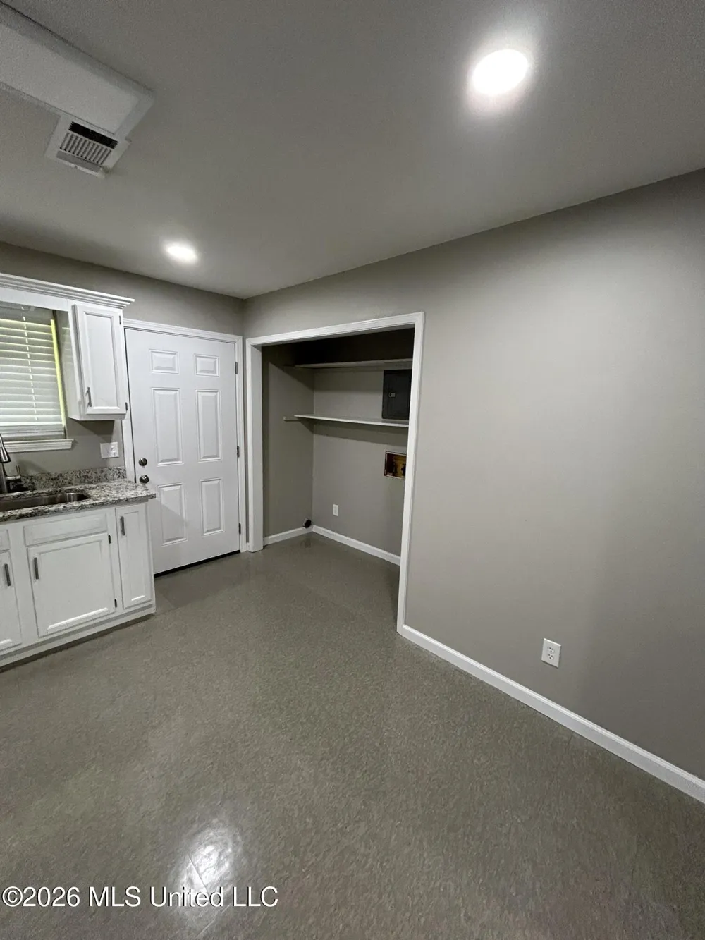 1002 Telly Road Picayune, MS 39466