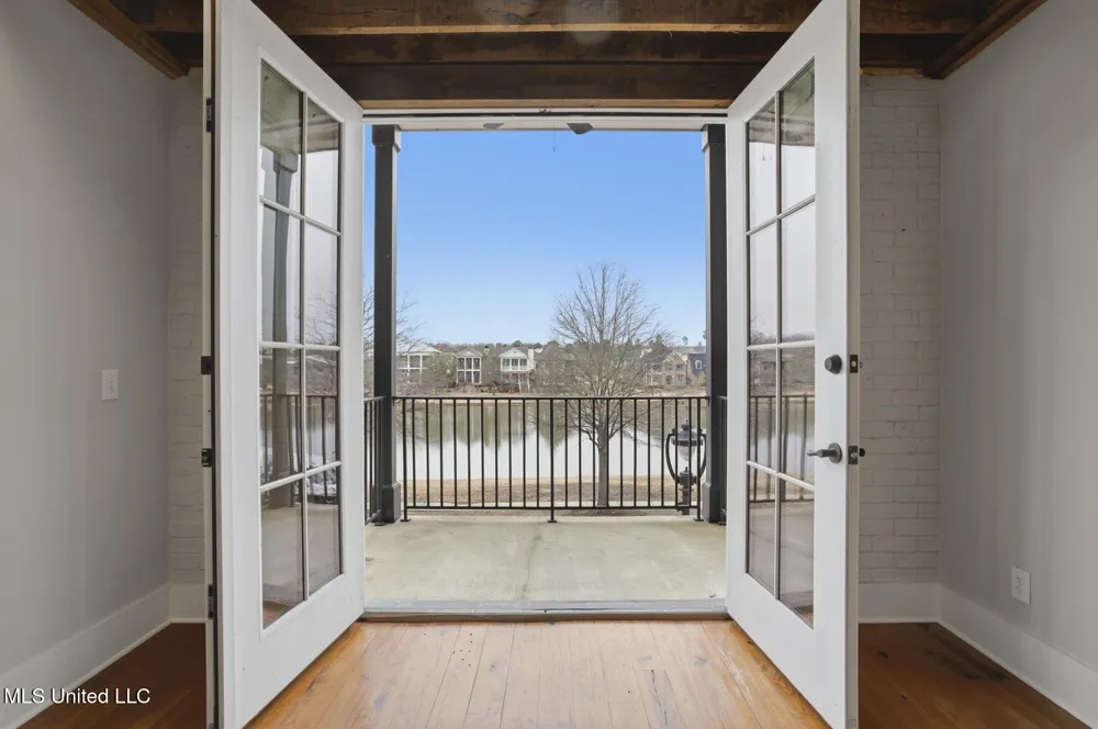 301 Northlake Avenue Ridgeland, MS 39157