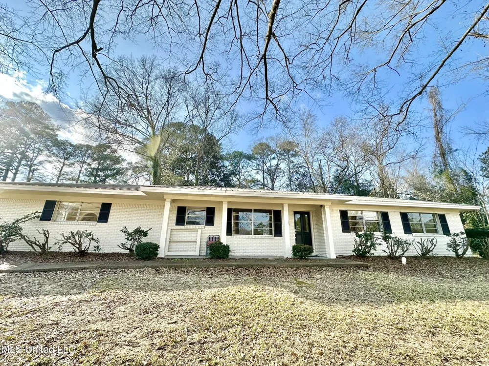 1002 Mark Drive Mendenhall, MS 39114