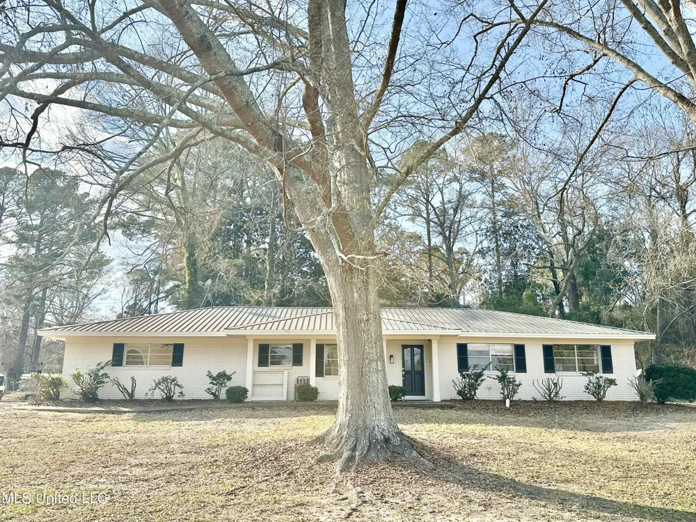1002 Mark Drive Mendenhall, MS 39114