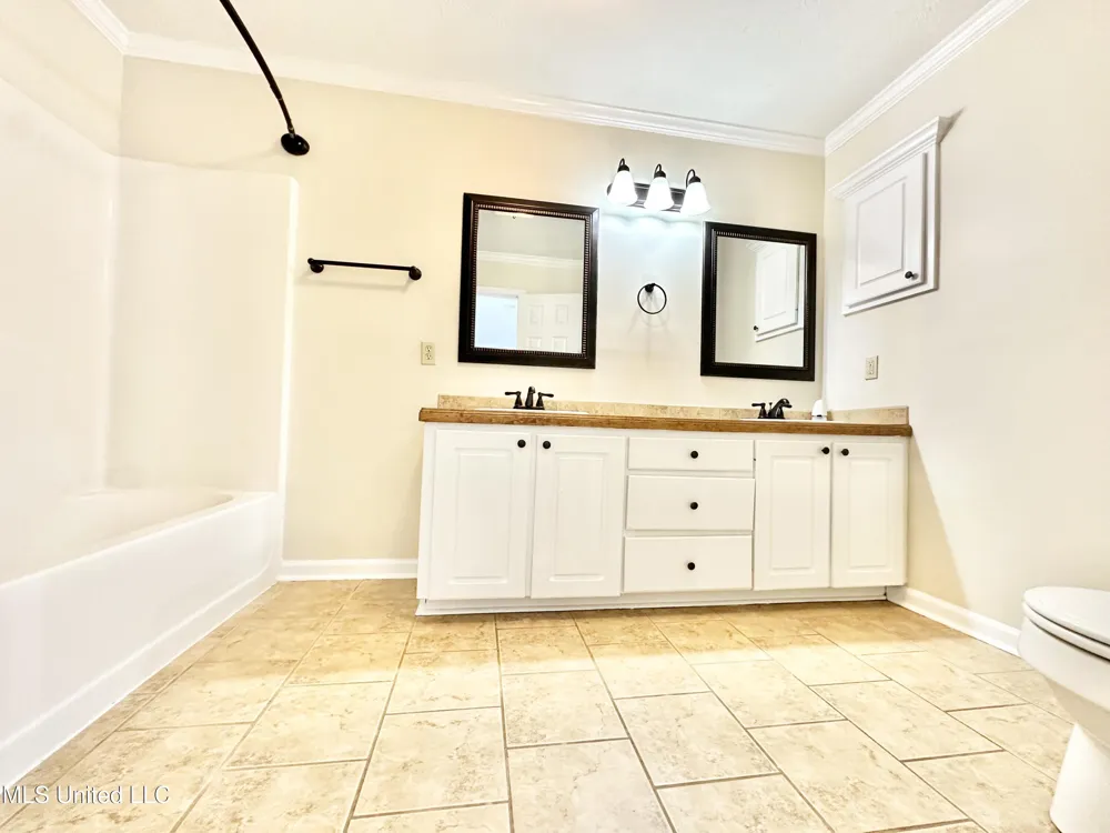 1002 Mark Drive Mendenhall, MS 39114