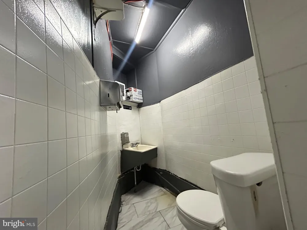 6255 LIMEKILN PIKE Philadelphia, PA 19141