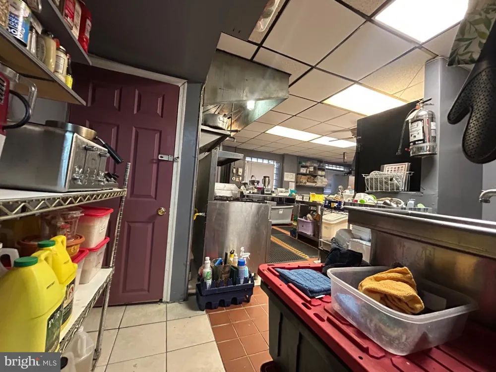 6255 LIMEKILN PIKE Philadelphia, PA 19141