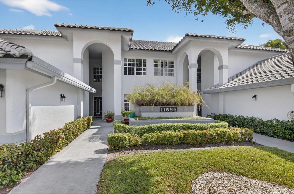 11586 Briarwood Circle #1