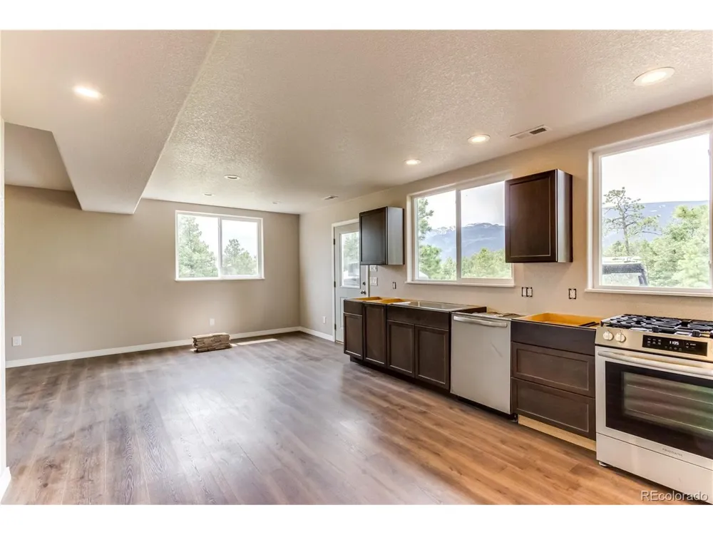 8834 Deiffendeffer Road Rye, CO 81069