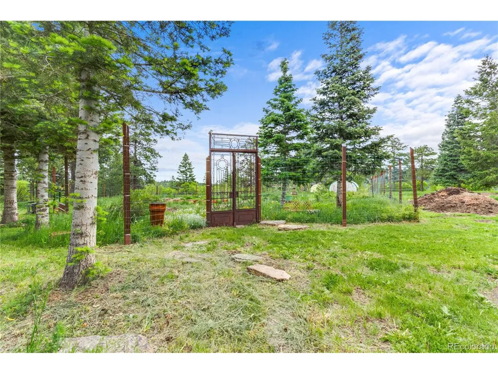 8834 Deiffendeffer Road Rye, CO 81069