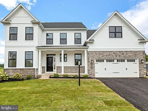 5399 RED OAK DRIVE