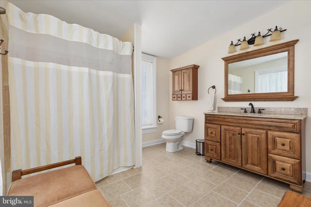 316 S MUHLENBERG STREET Woodstock, VA 22664