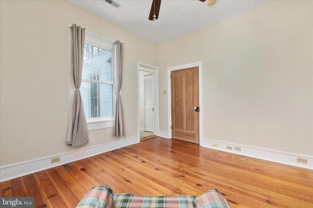 316 S MUHLENBERG STREET Woodstock, VA 22664