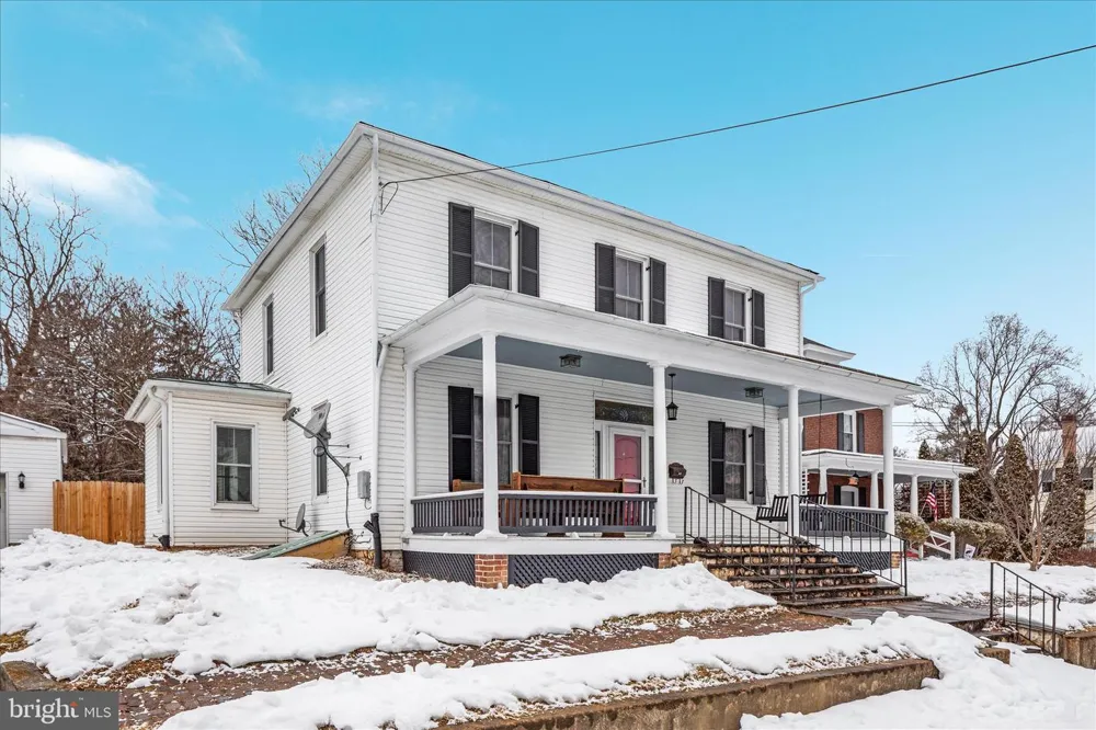 316 S MUHLENBERG STREET Woodstock, VA 22664