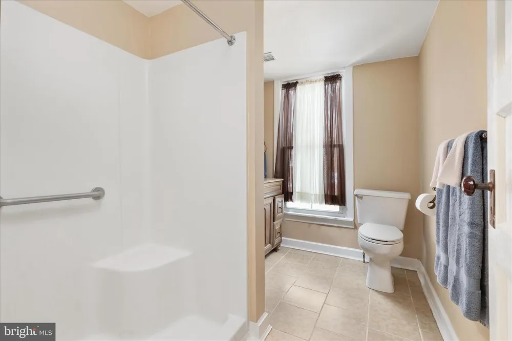 316 S MUHLENBERG STREET Woodstock, VA 22664