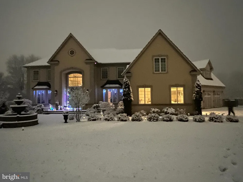 4 REN WAY Doylestown, PA 18901
