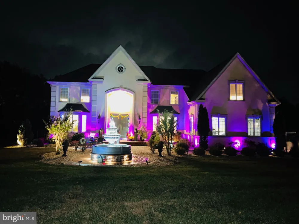 4 REN WAY Doylestown, PA 18901
