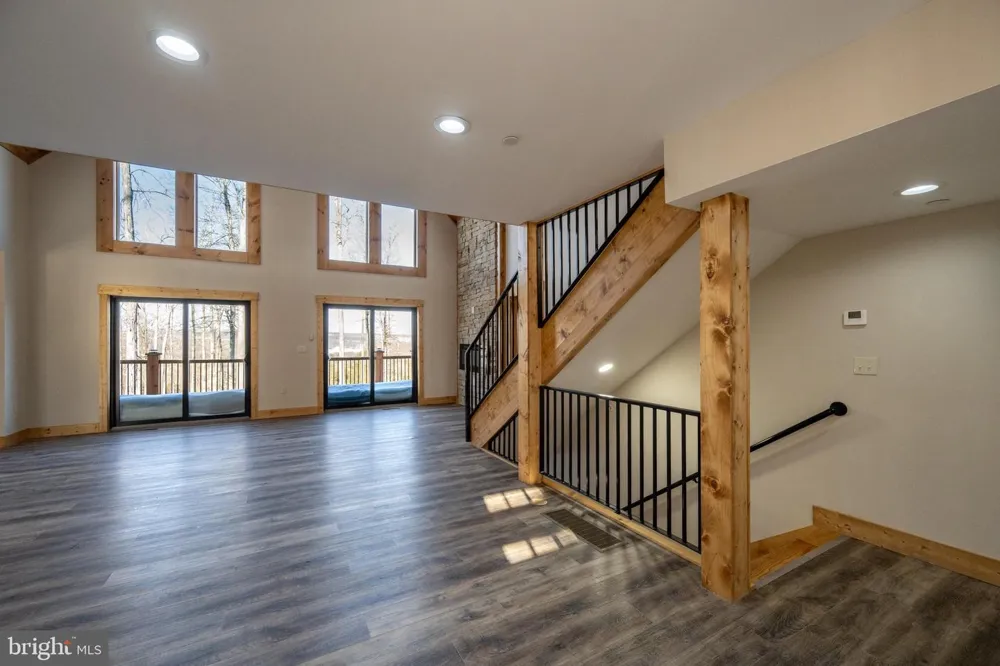 52 DAM VIEW DRIVE Oakland, MD 21550