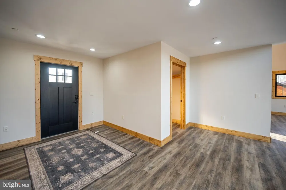 52 DAM VIEW DRIVE Oakland, MD 21550