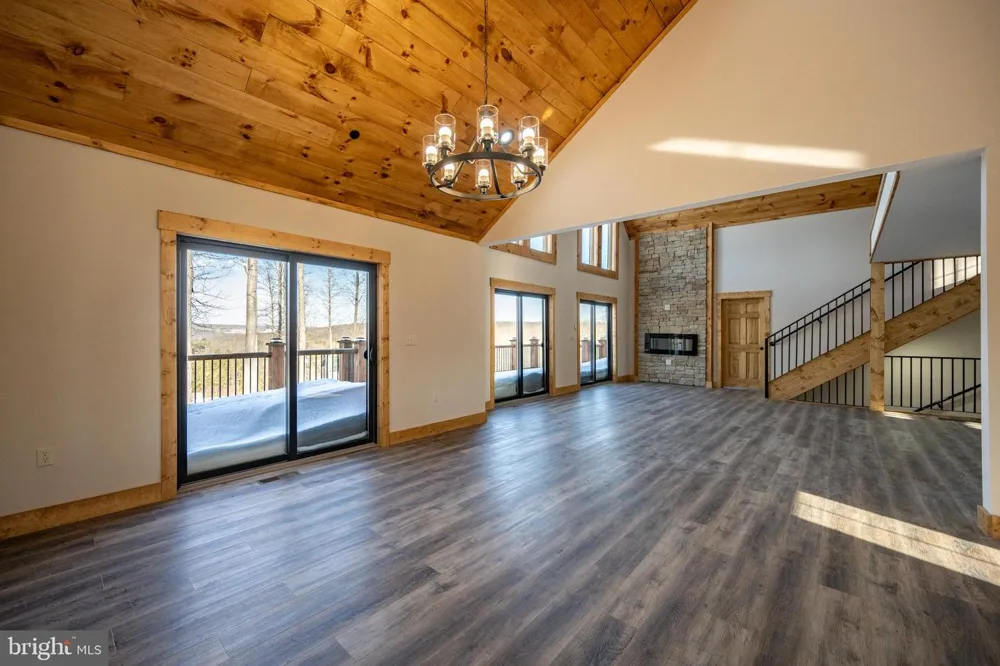 52 DAM VIEW DRIVE Oakland, MD 21550