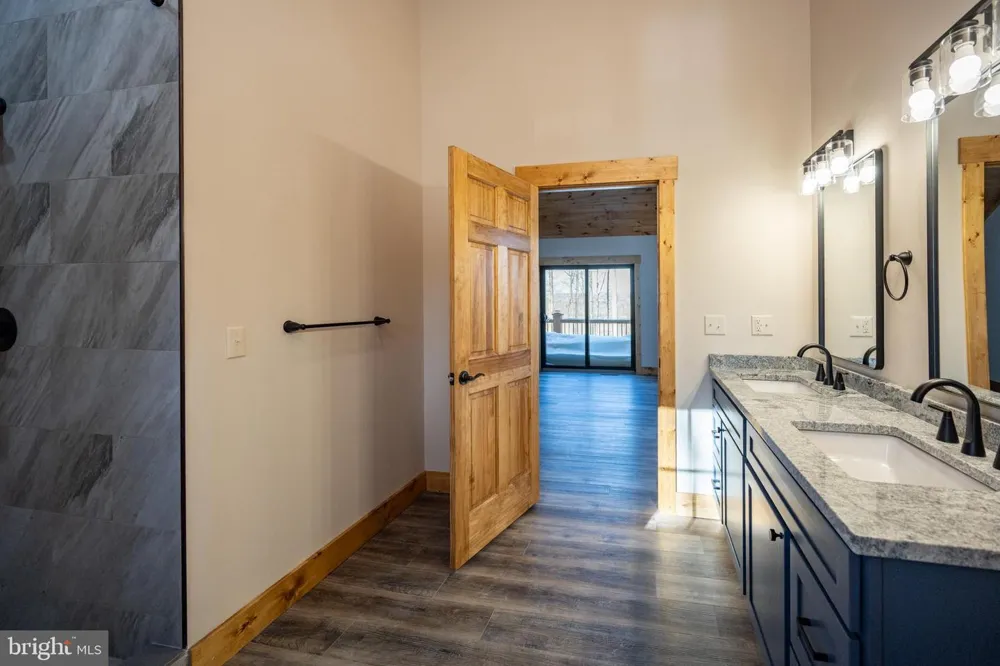 52 DAM VIEW DRIVE Oakland, MD 21550