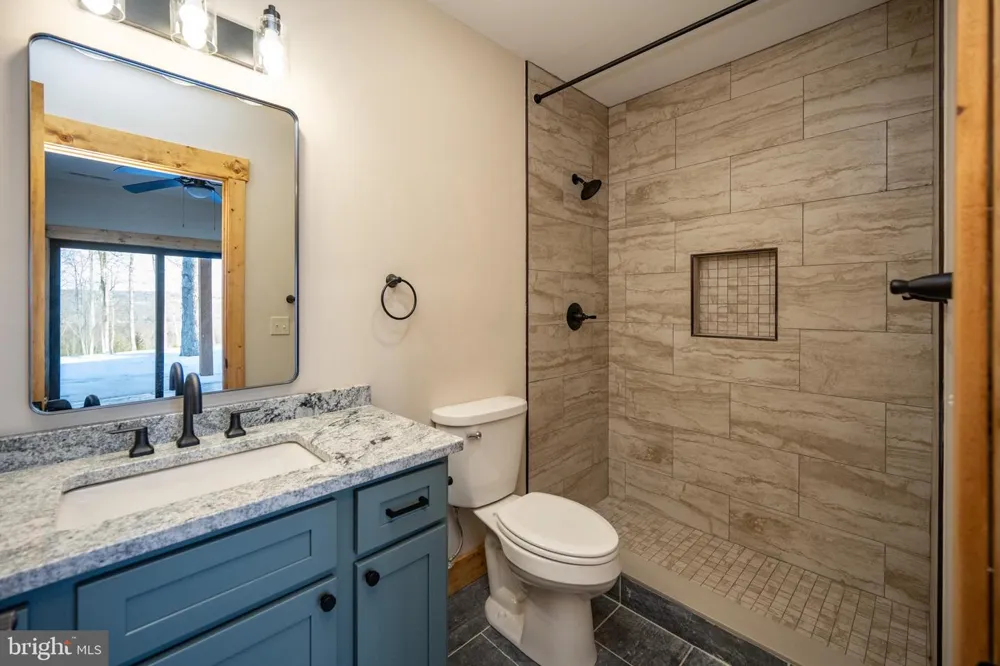 52 DAM VIEW DRIVE Oakland, MD 21550