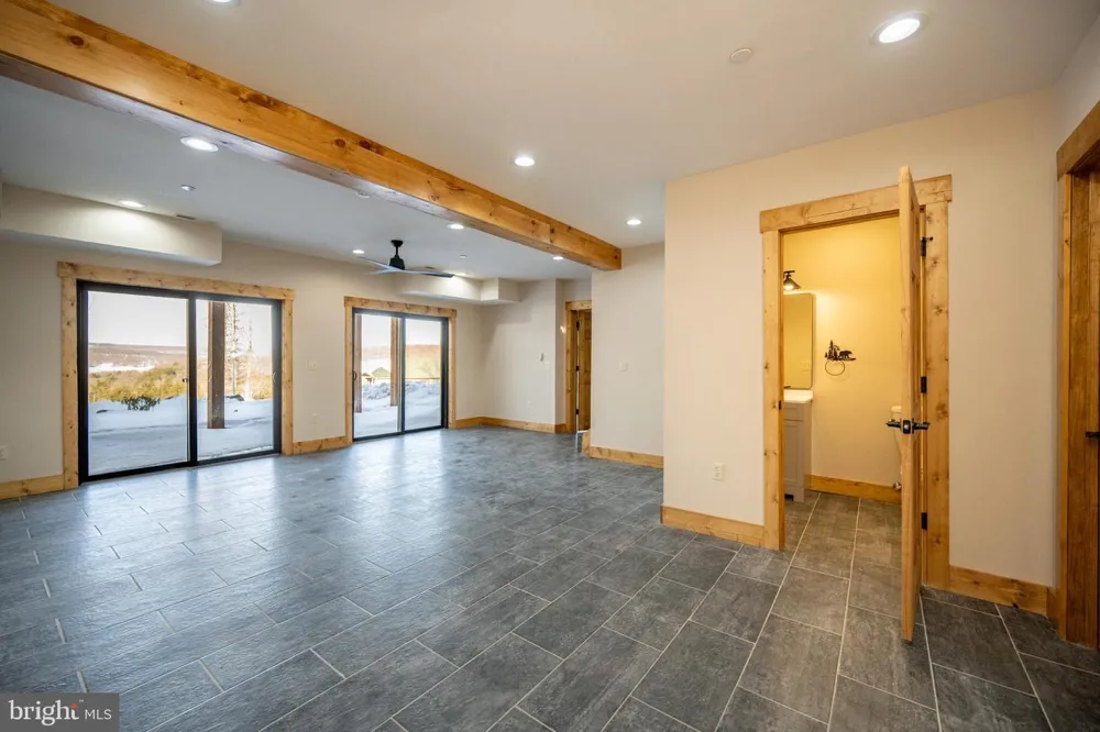52 DAM VIEW DRIVE Oakland, MD 21550