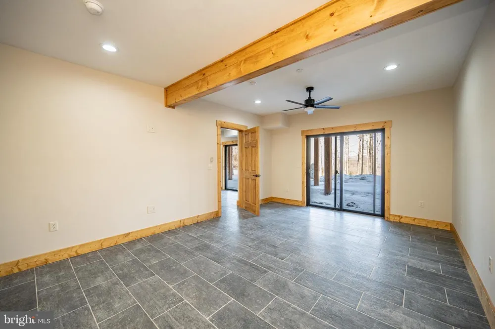 52 DAM VIEW DRIVE Oakland, MD 21550