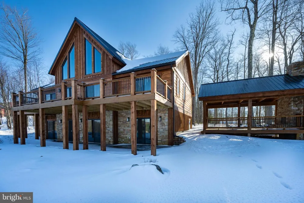 52 DAM VIEW DRIVE Oakland, MD 21550