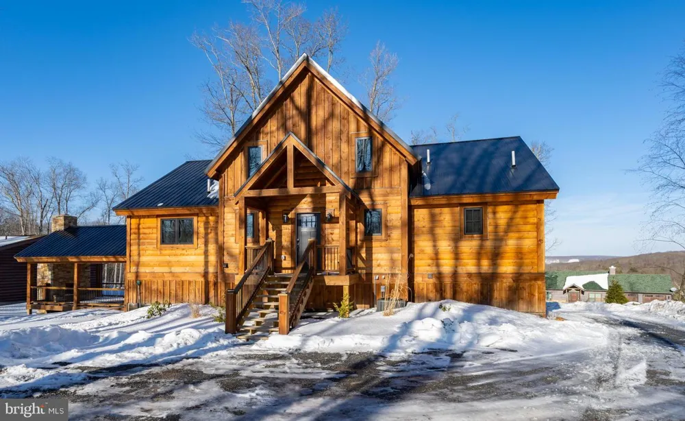 52 DAM VIEW DRIVE Oakland, MD 21550