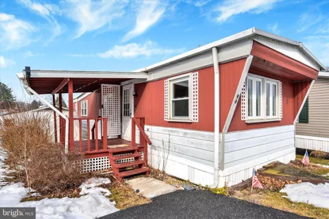 96 BUTTONWOOD DRIVE