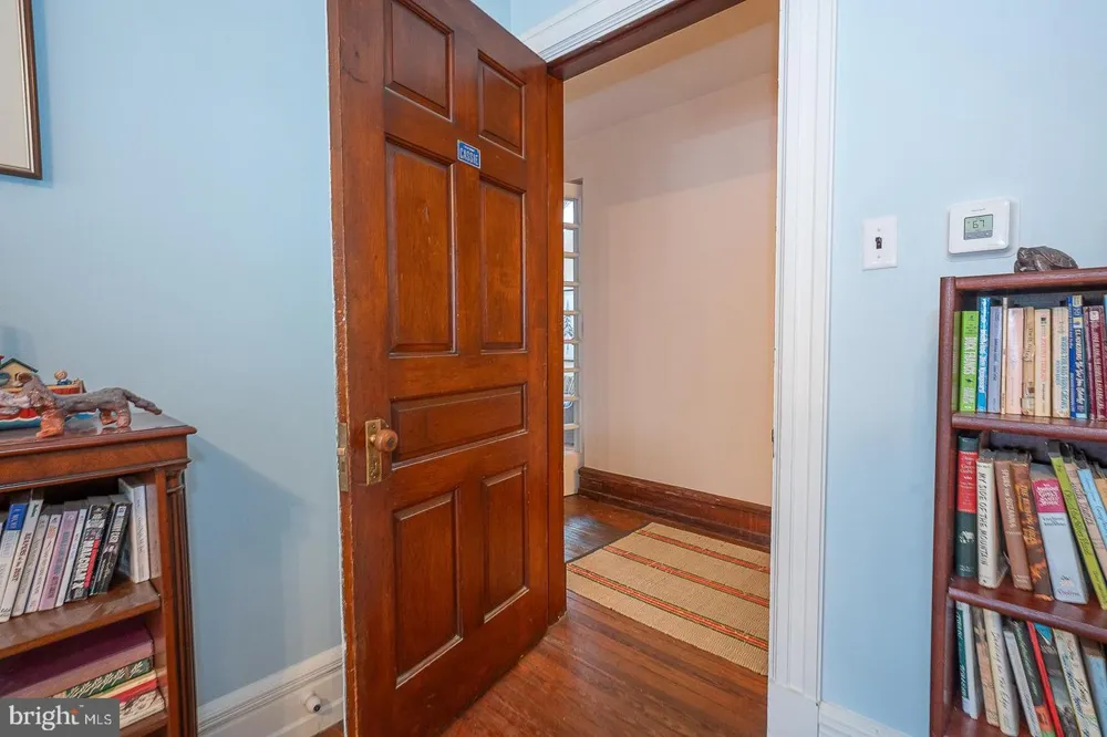 266 BEECHWOOD DRIVE Bryn Mawr, PA 19010