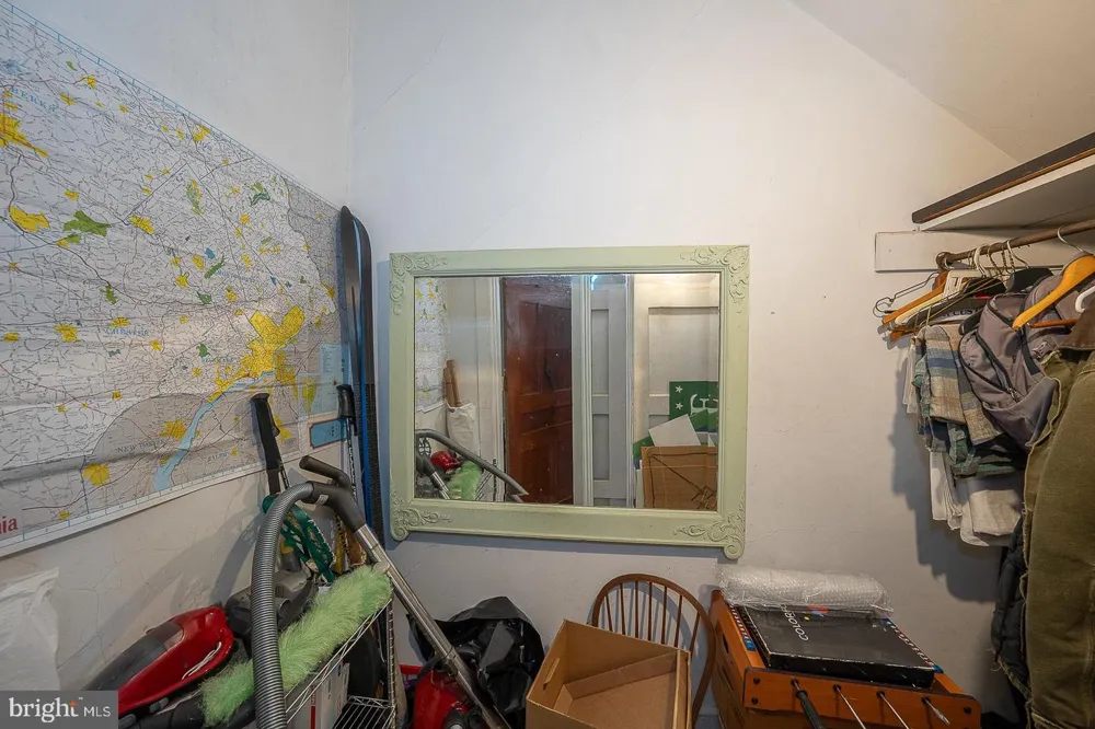 266 BEECHWOOD DRIVE Bryn Mawr, PA 19010