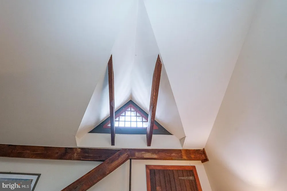 266 BEECHWOOD DRIVE Bryn Mawr, PA 19010