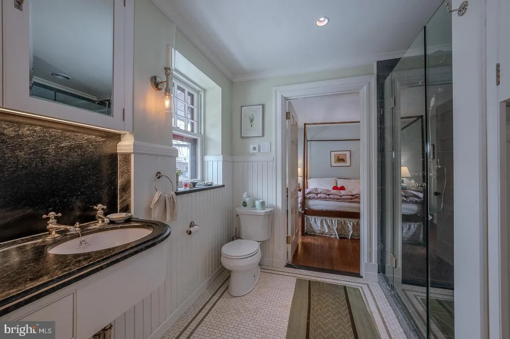 266 BEECHWOOD DRIVE Bryn Mawr, PA 19010