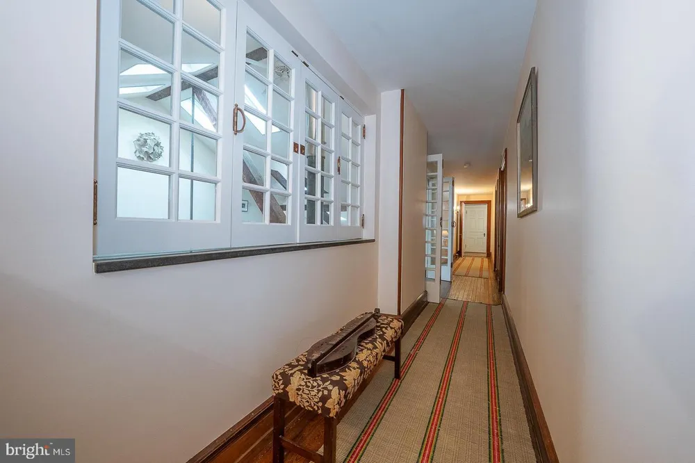 266 BEECHWOOD DRIVE Bryn Mawr, PA 19010