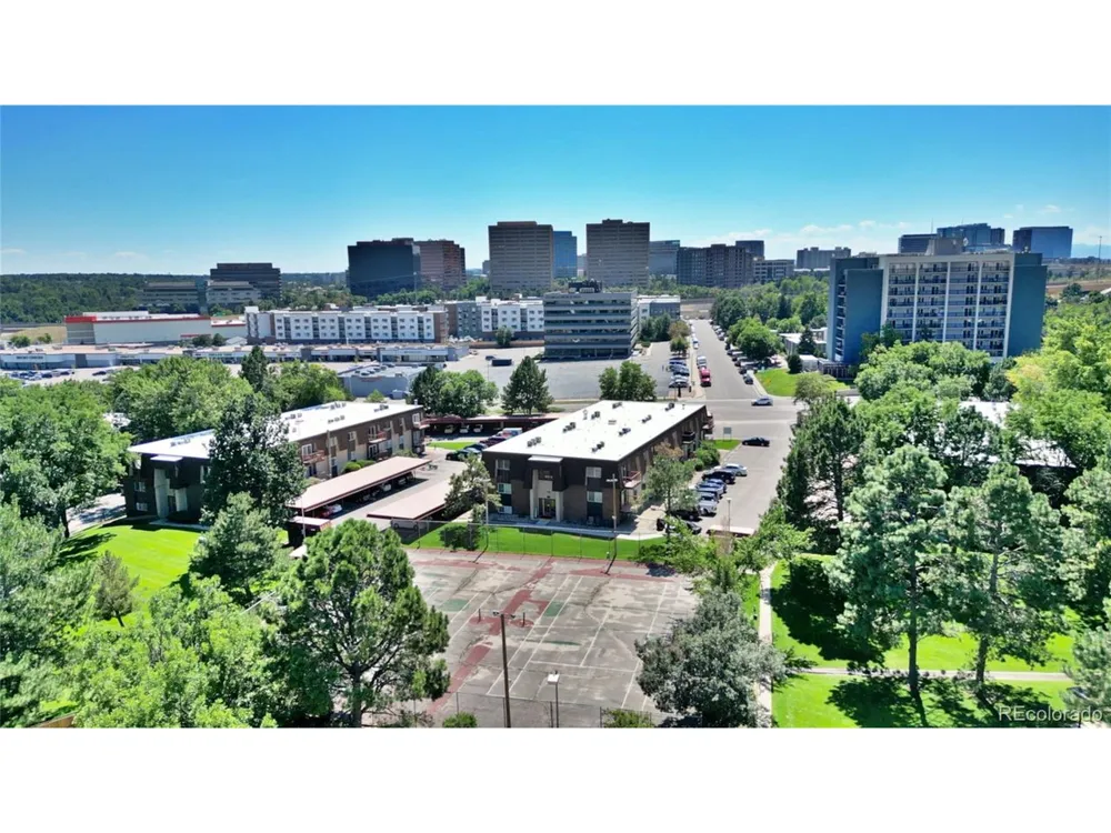 7755 E Quincy #A6-307 Denver, CO 80237