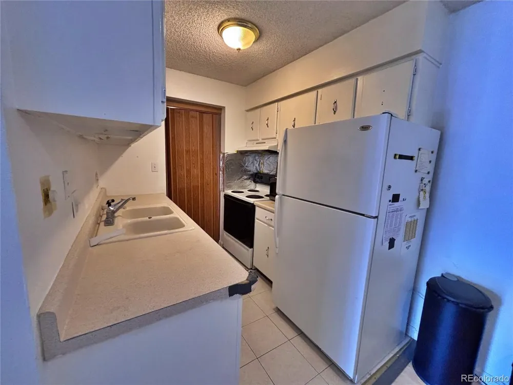 7755 E Quincy #A6-307 Denver, CO 80237
