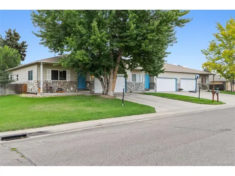 6735 W 37th Place