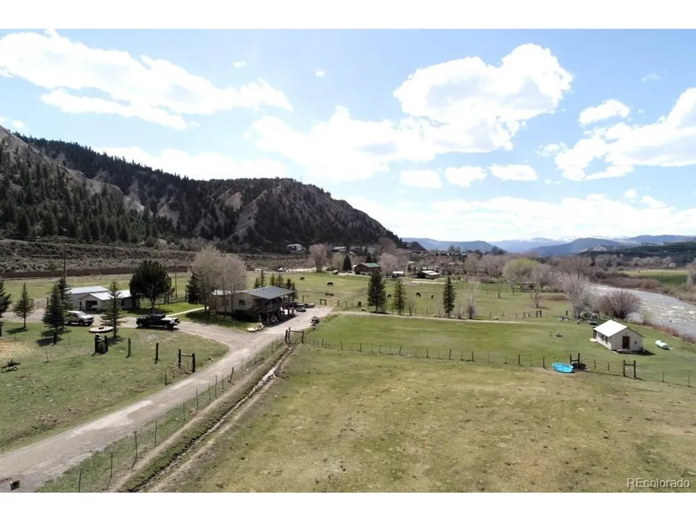 411 Violet Lane Eagle, CO 81631