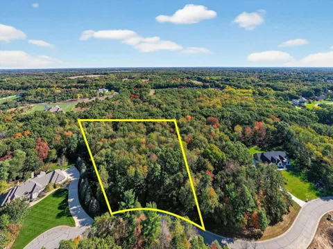 6 Pine Ridge Drive