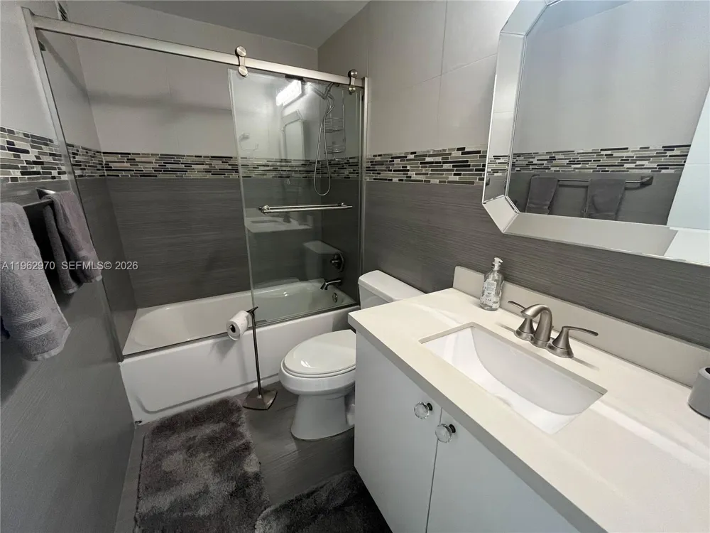 3505 S Ocean Dr #1510 Hollywood, FL 33019